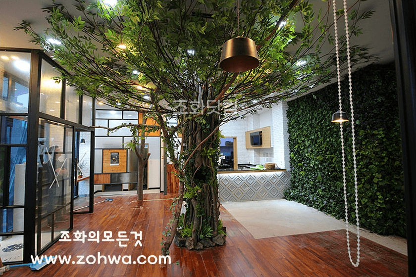 진주 고양이 카페 뱅갈의 숲 — 개업부터 화제가 된 숲 컨셉