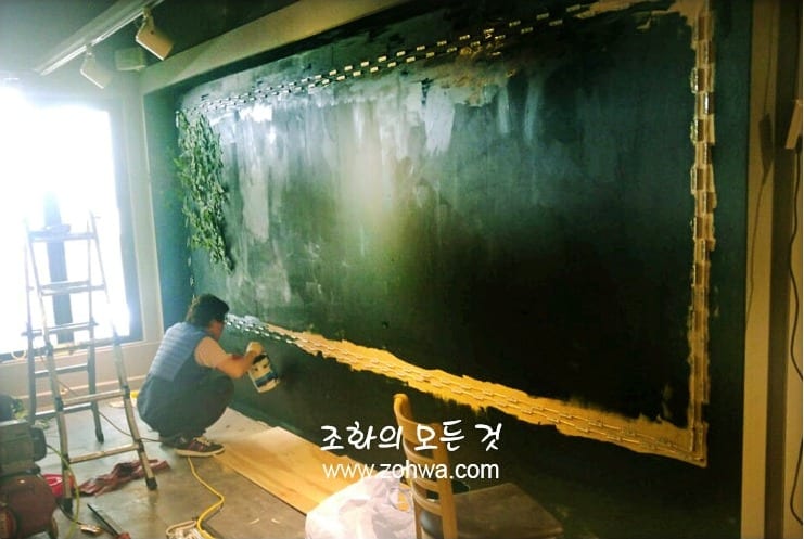 부산 플라잉볼 수제버거 — 벽면녹화 시공 과정