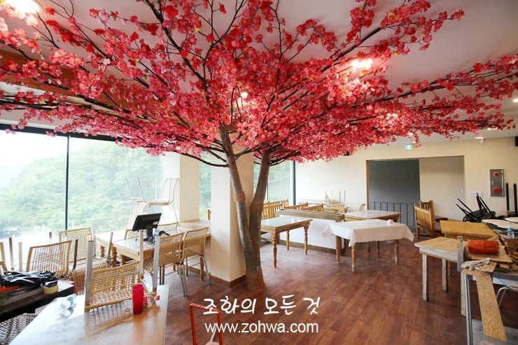 광명 매화 곤드레밥 — 자연 나무가 있는 웰빙 한식집